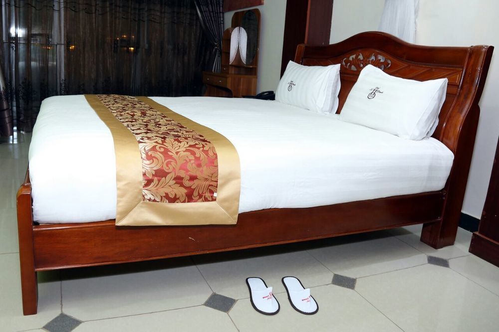 La Grande Hotel Kampala Zewnętrze zdjęcie
