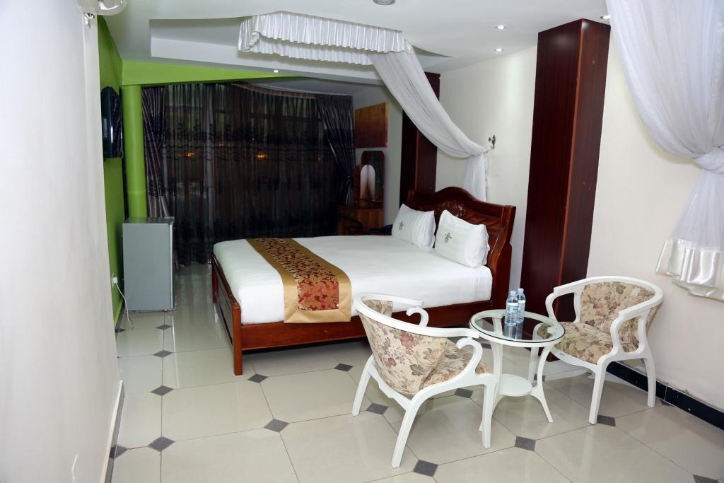 La Grande Hotel Kampala Zewnętrze zdjęcie