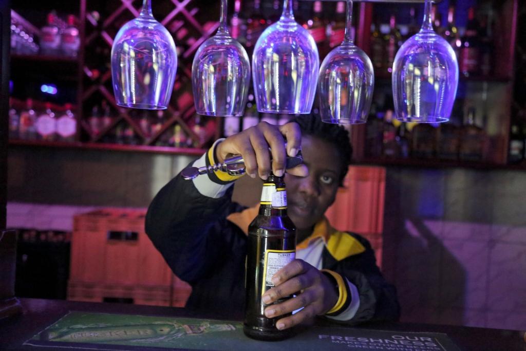La Grande Hotel Kampala Zewnętrze zdjęcie